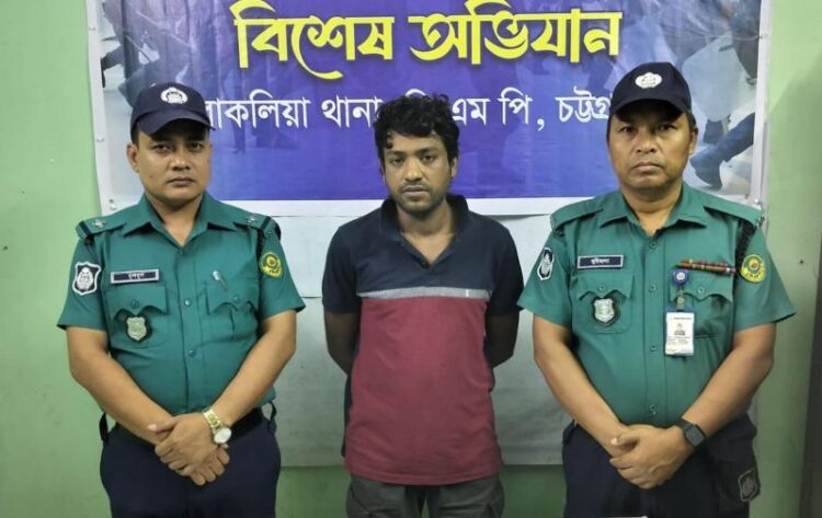 বাকলিয়ার ১৮ মামলার আসামি ‘গ্যাং লিডার’ সোবহান গ্রেফতার