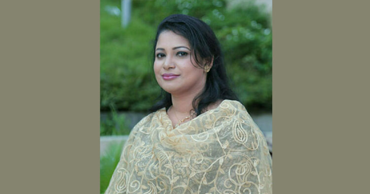 বহুমুখী সৃজনশীলতার উজ্জ্বল নাম আফরোজা দিনা