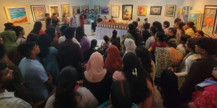 চট্টগ্রাম শিল্পকলা একাডেমিতে শেষ হল তারুণ্যের শিল্পশৈলী প্রদর্শনী