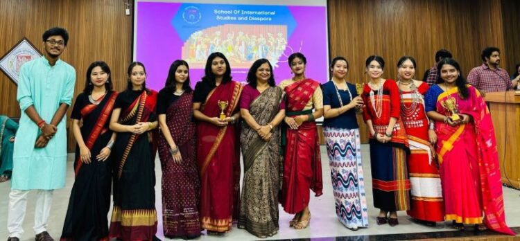 লাল-সবুজের ছন্দে কাঁপলো আন্তর্জাতিক মঞ্চ