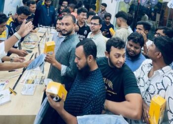 ক্রেতাদের মাঝে ব্যাপক সাড়া ফেলেছে রিয়েলমি নোট ৭০