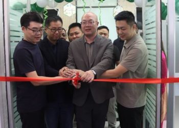 কার্ড ছাড়াই ইএমআইতে ফোন কেনার সুবিধা আনল টপপে