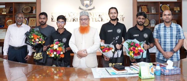 চুয়েটে ‘গ্লোবাল স্পেস চ্যালেঞ্জ ২০২৫’-এর জয়ী টিম এসরোকে সংবর্ধনা