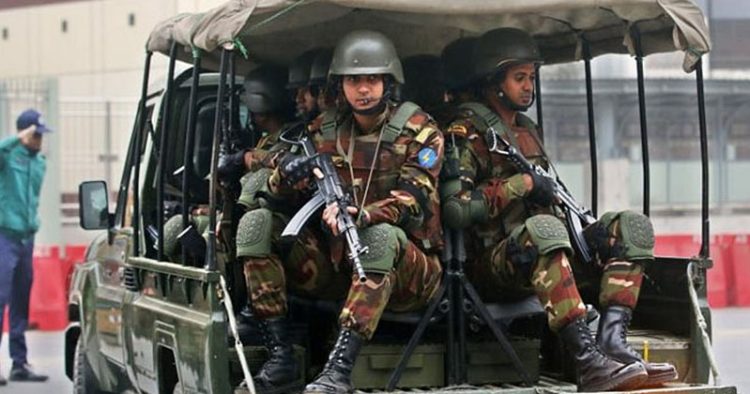 সাড়ে তিন মাস বাড়ল সশস্ত্র বাহিনীর ম্যাজিস্ট্রেসি ক্ষমতার মেয়াদ