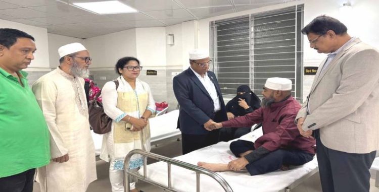 সার্ক মানবাধিকার ফাউন্ডেশনের মা ও শিশু হাসপাতাল ক্যান্সার ইনিস্টিটিউট পরিদর্শন