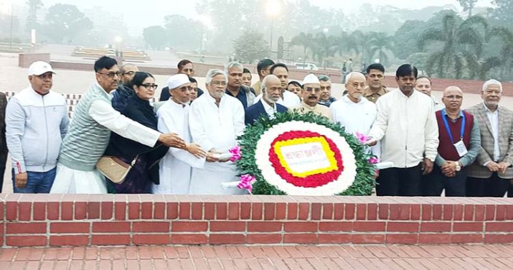 জাতীয় স্মৃতিসৌধে তারেক রহমানের পক্ষে বিএনপির শ্রদ্ধা নিবেদন