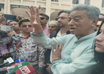 আমরা আবার গণতান্ত্রিক অর্ডারের দিকে ফিরে যাচ্ছি : আমীর খসরু