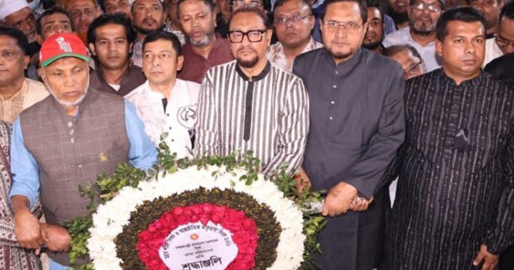 ভাষাসৈনিকেরা নিজেদের জীবন দিয়ে ভাষার অধিকার প্রতিষ্ঠা করে গেছেন