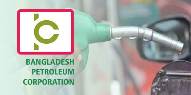 মোটরসাইকেলে দুই, প্রাইভেটকারে ১০ লিটারের বেশি তেল নেওয়া যাবে না