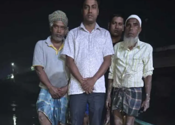 রাতে হালদা নদীতে অভিযান, দুইটি জাল জব্দ