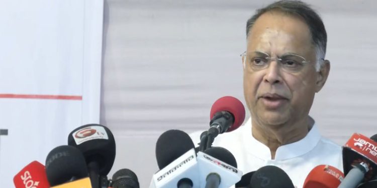 আজ থেকে জ্বালানির মজুত বাড়বে, তবুও চলবে রেশনিং : জ্বালানিমন্ত্রী