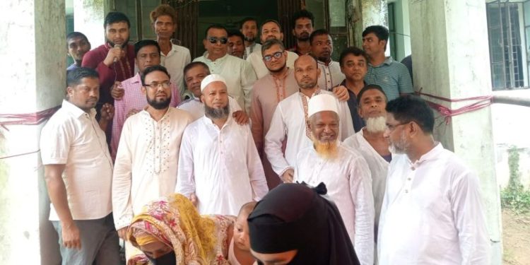 ভাটিখাইনে ফ্রি চিকিৎসা ক্যাম্প, সেবা নিলেন ৮০০ রোগী
