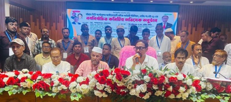 শ্রমিক-কর্মচারীদের অধিকার প্রতিষ্ঠায় চসিককে স্বাবলম্বী করার বিকল্প নেই : মেয়র
