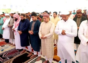 চট্টগ্রাম জেলা স্টেডিয়াম সংলগ্ন মাঠে ঈদ-উল-আযহার প্রধান জামাত অনুষ্ঠিত