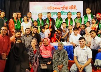 সুবিধাবঞ্চিত শিশুদের স্বপ্ন দেখাচ্ছে ফুলের হাসি ফাউন্ডেশন