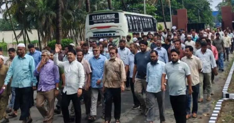 ইস্টার্ন রিফাইনারিতে শ্রমিক অসন্তোষ