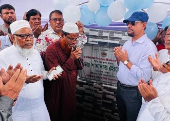 অবহেলিত সড়কগুলোর উন্নয়নের মাধ্যমে নাগরিক দুর্ভোগ লাঘব করা হচ্ছে : মেয়র শাহাদাত