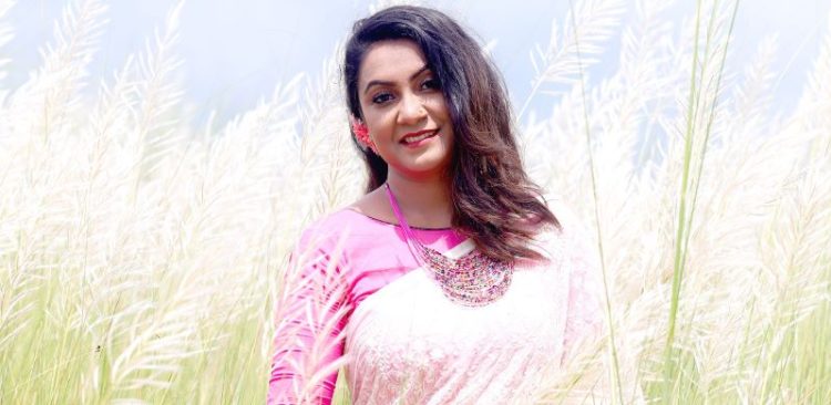 প্রথমবারের মতো চলচ্চিত্রের গানে কনক দত্ত