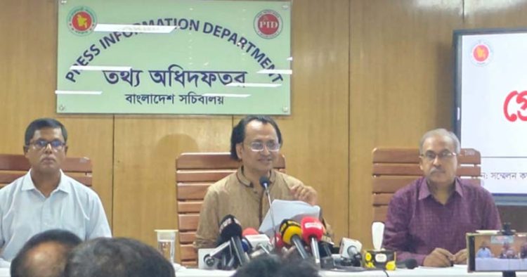 শেখ হাসিনা দেশে ফিরলে পূর্ণ নিরাপত্তা ও আইনি সহায়তা পাবেন : তথ্য উপদেষ্টা