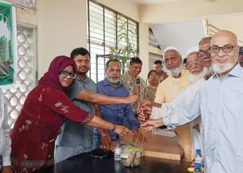 সীতাকুণ্ডে ১৭০ সংগঠনের মাঝে ৩০ হাজার চারা বিতরণ