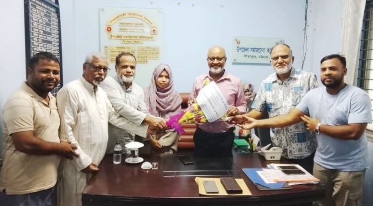 বিভাগীয় সমাজসেবা পরিচালকের সাথে সীতাকুণ্ড উপজেলা সমাজকল্যাণ ফেডারেশনের সৌজন্য সাক্ষাৎ