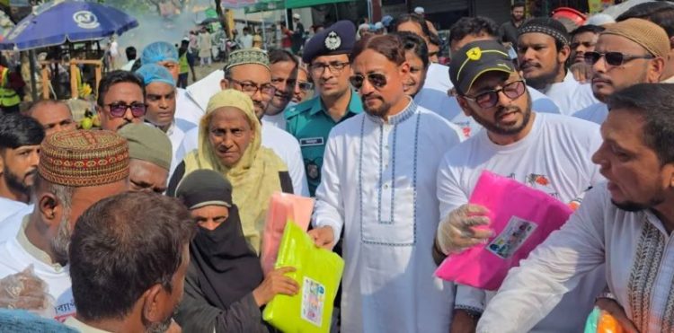 ডেঙ্গু প্রতিরোধে রাজনৈতিক ও সামাজিক সংগঠনগুলোকে সম্পৃক্ত হতে হবে : মেয়র