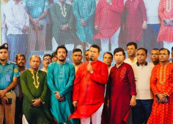 চট্টগ্রামে প্রথমবার জেলা প্রশাসকের হাতে মহালয়ার উদ্বোধন